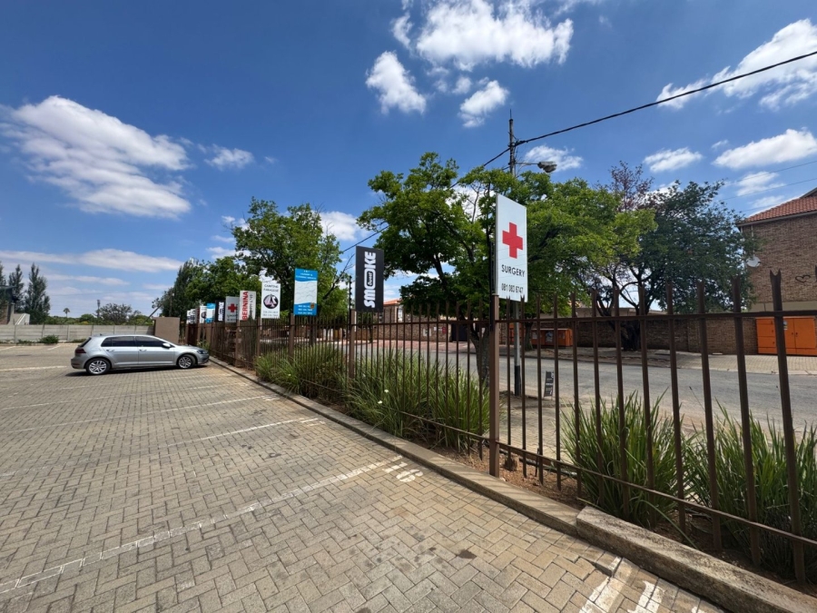 1 Bedroom Property for Sale in Die Bult North West
